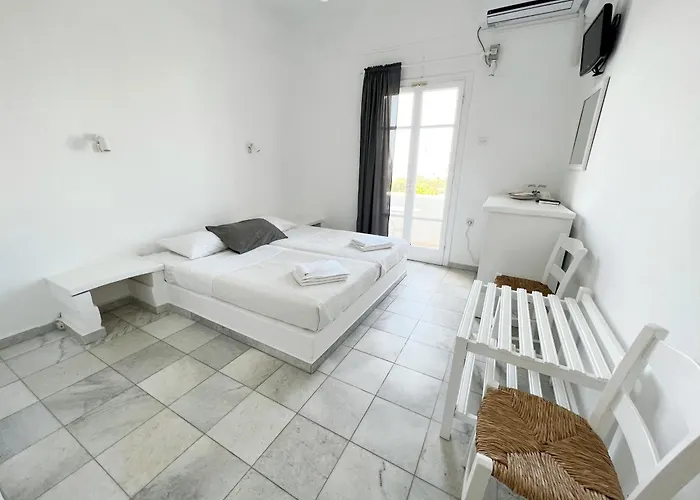 Anezina Ξενοδοχείο 2*