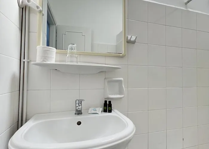 Anezina 2* Δρυός