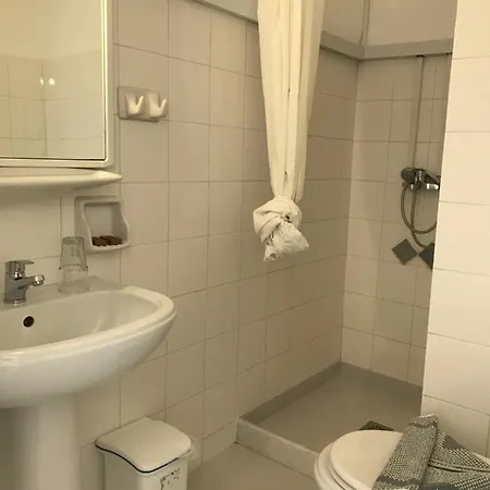 Anezina Hotel