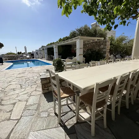 Hotel Anezina Drios