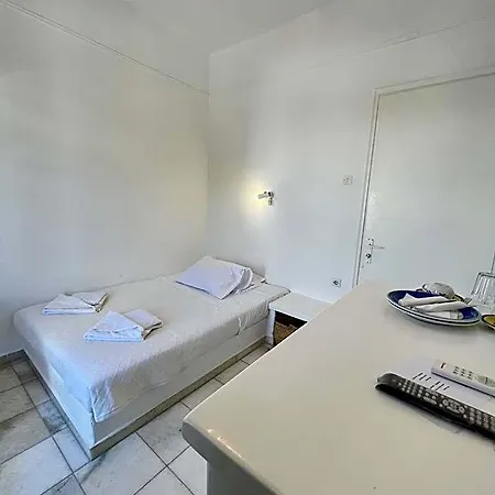 Hotel Anezina 2*