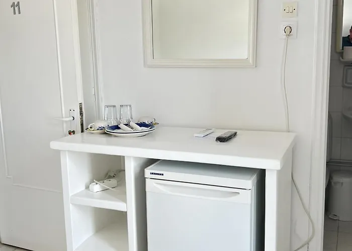 Anezina Hotell Drios